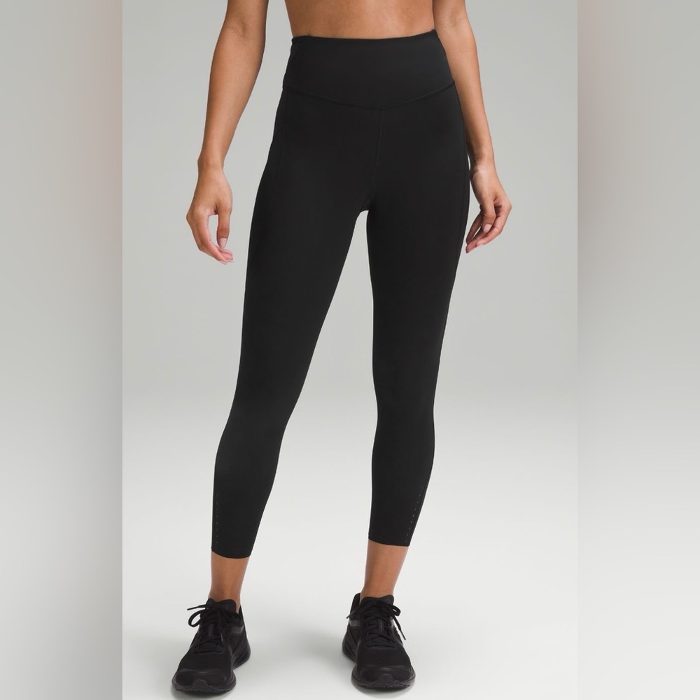 NWT Lululemon Fast and Free HR Tight 25” With Pockets in Black Size 4